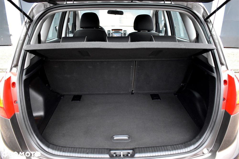 Kia Venga 1.4 CVVT Fifa World Cup Edition - 21