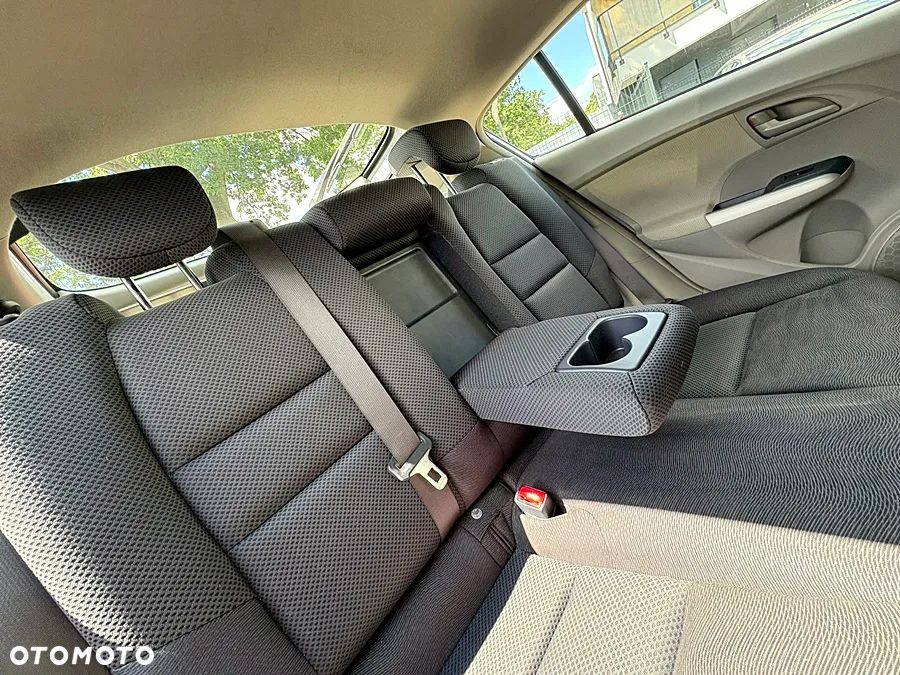 Honda Insight 1.3 Exclusive - 24