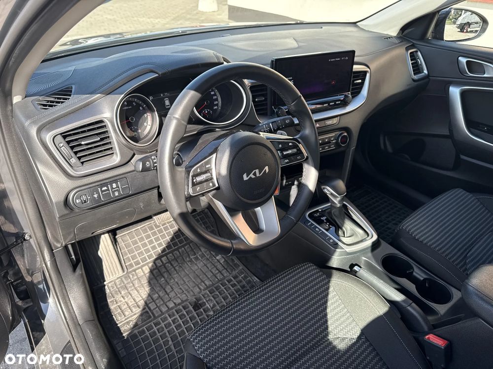 Kia Ceed 1.5 T-GDI M DCT - 10
