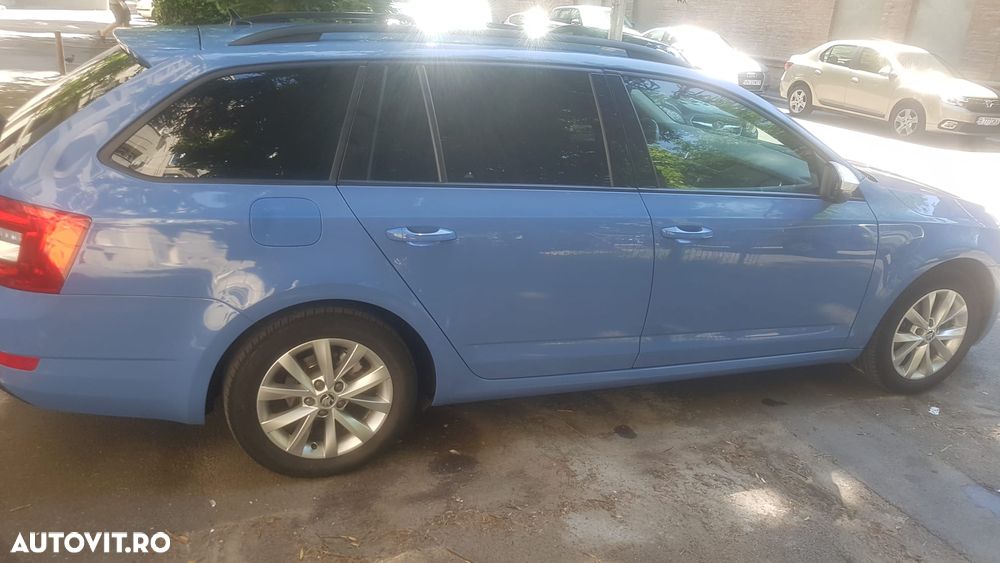 Skoda Octavia 2.0 TDI Clever - 10