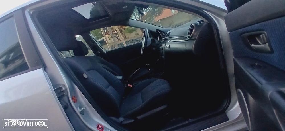 Mazda 3 Hatchback MZR 1.6 CD Sport - 7