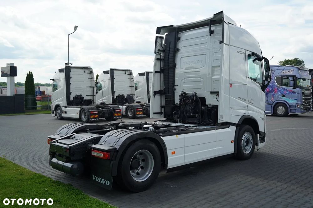 Volvo FH 460 / PEŁNY ADR / KLIMA POSTOJOWA / I-SAVE / I-SHIFT / ALUFELGI - 9