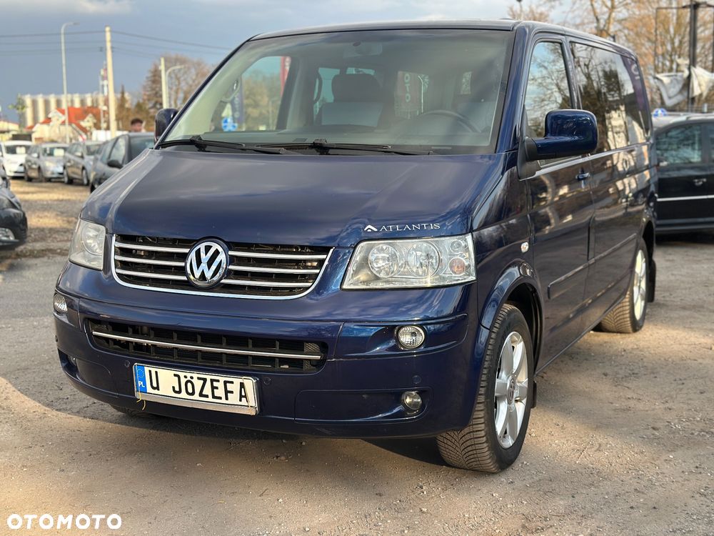 Volkswagen Multivan - 1