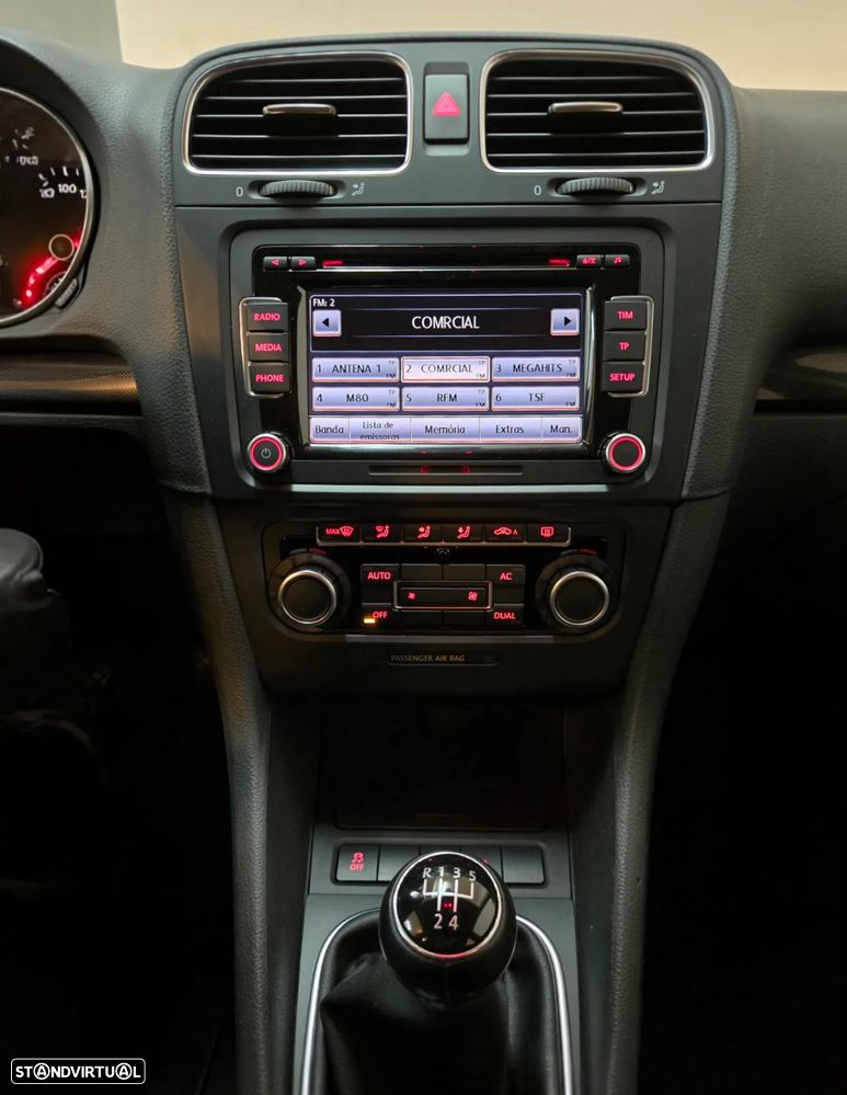 VW Golf Variant 1.6 TDi Confortline - 19