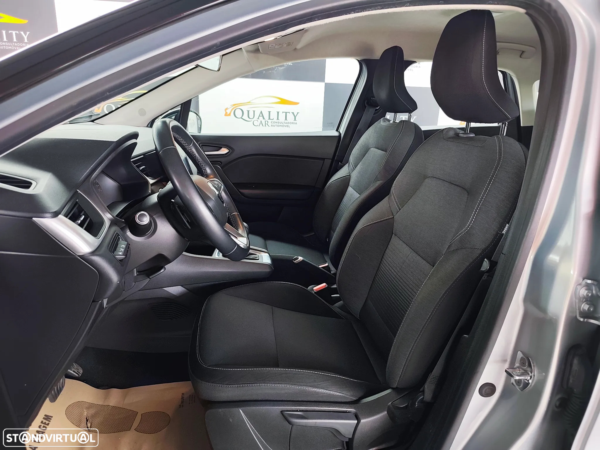 Renault Captur BLUE dCi 115 EDC INTENS - 6