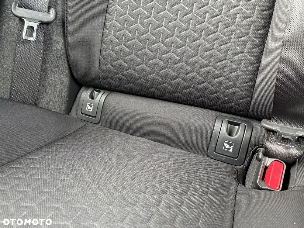 Toyota Yaris Cross - 23