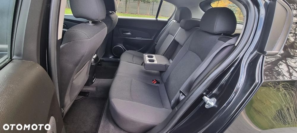 Chevrolet Cruze - 20