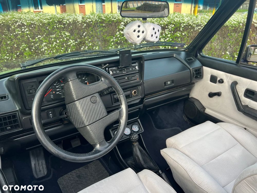 Volkswagen Golf - 29