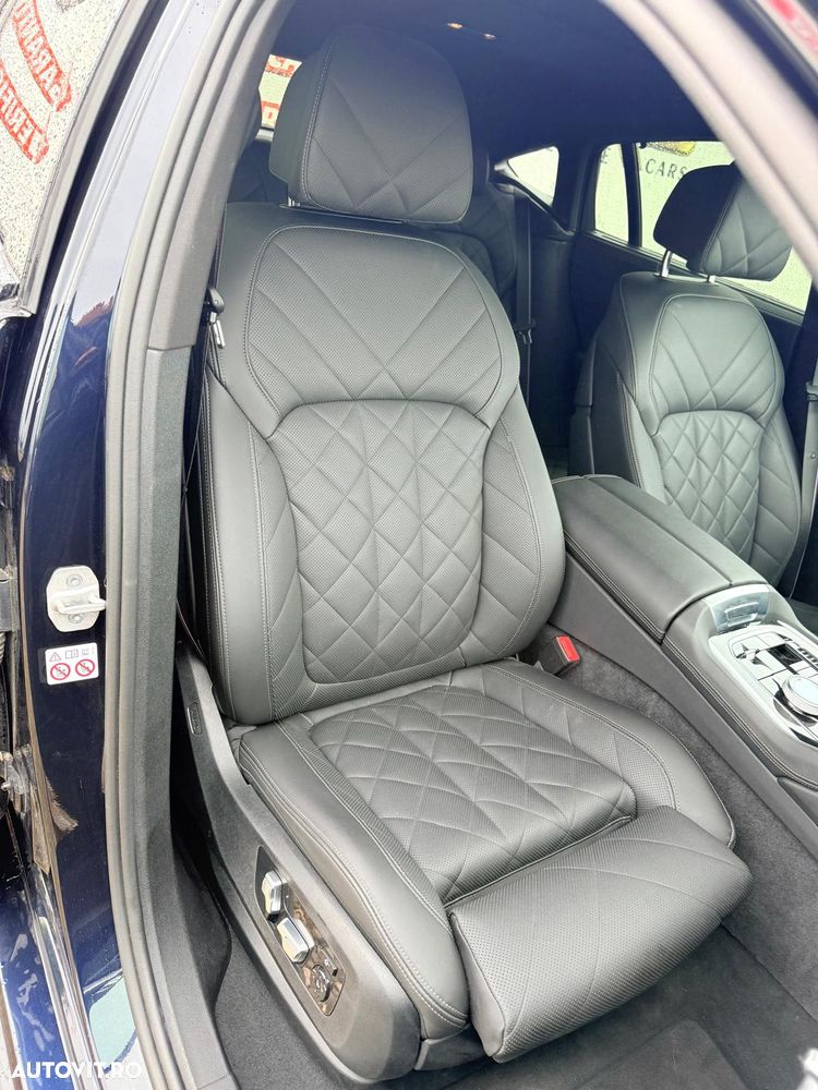 BMW X6 xDrive40d - 18