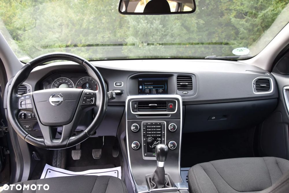 Volvo V60 D2 Edition - 20