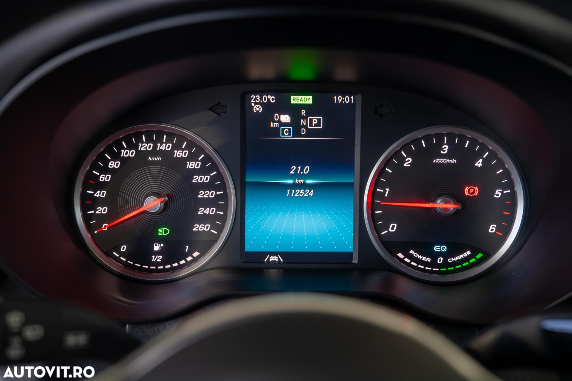Mercedes-Benz GLC - 16