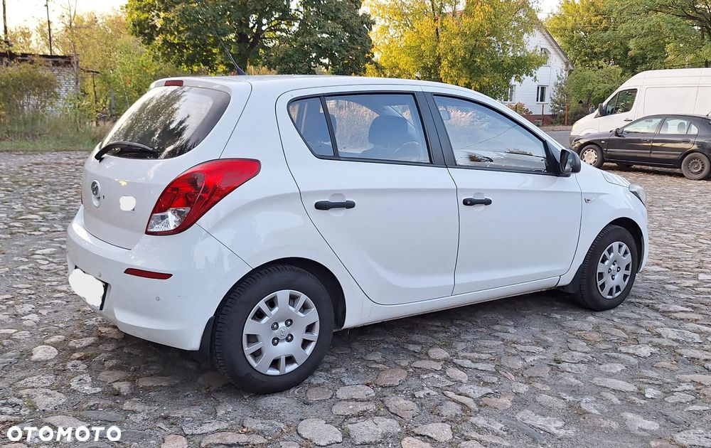 Hyundai i20 1.1 CRDi Comfort - 3