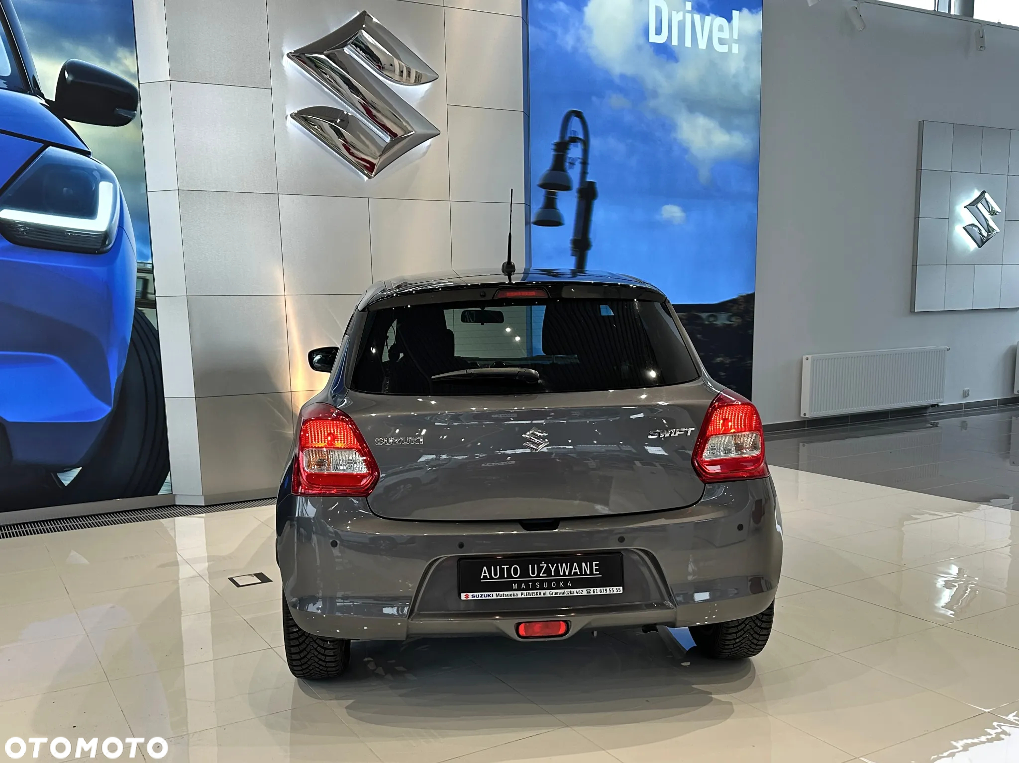 Suzuki Swift 1.2 Premium Plus CVT - 10