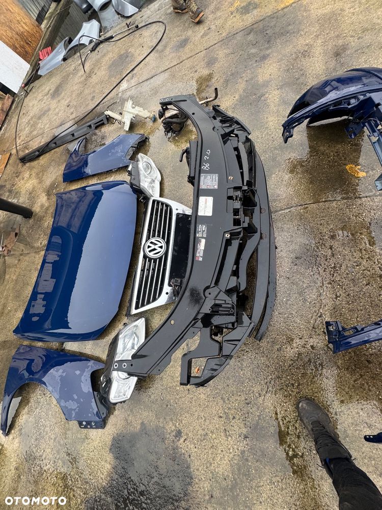 Vw Volkswagen Passat b6 La5e kod lakieru drzwi przednie tylne prawe lewe przód tył klapa tył tylnia klapa bagażnika lampy tył tylnie zderzak tył pdc błotnik prawy lewy zbiorniczek spryskiwaczy webasto 00018031232 / 9013859c pas przedni diesel grill lampy przód przednie maska próg zderzak przedni belka niebieski granatowy - 1