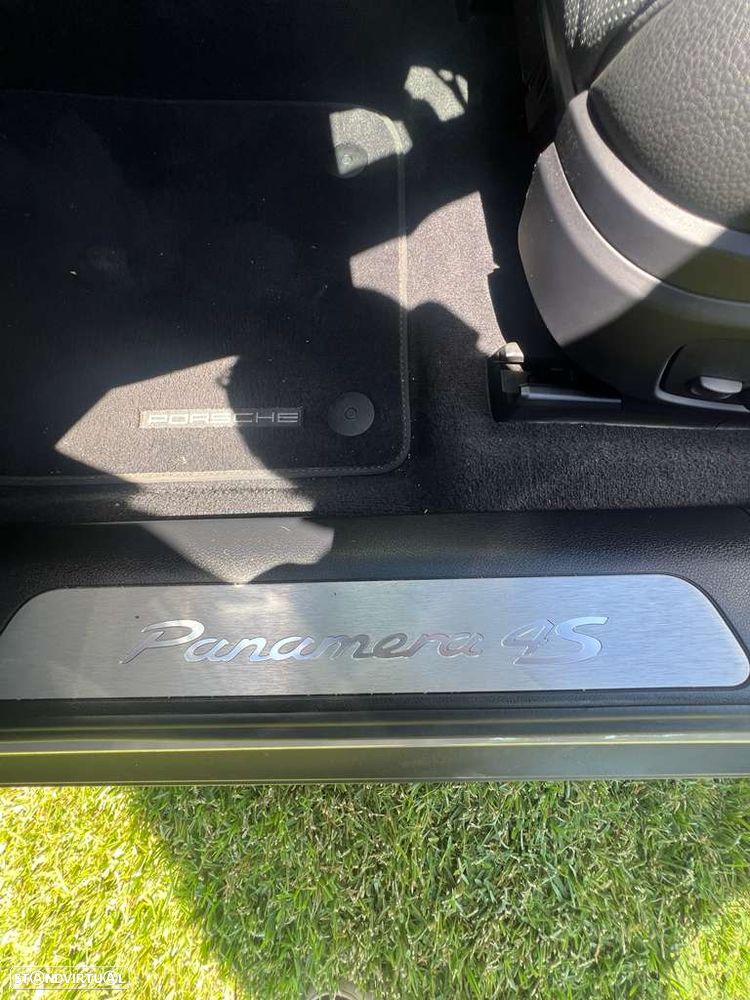 Porsche Panamera 4S E-Hybrid - 18