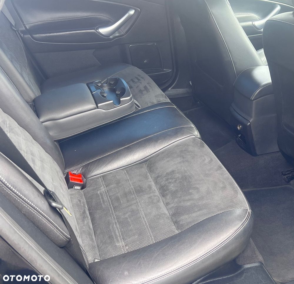 Ford Mondeo 2.0 TDCi Titanium - 34