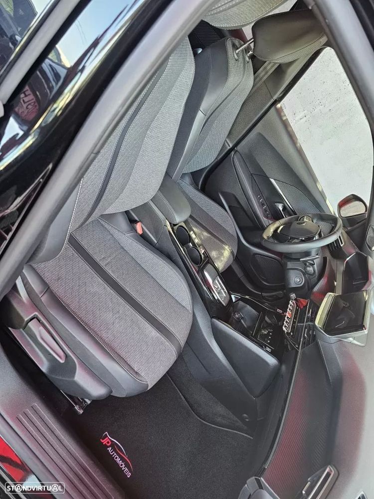 Peugeot 2008 1.2 PureTech Allure Pack EAT8 - 9