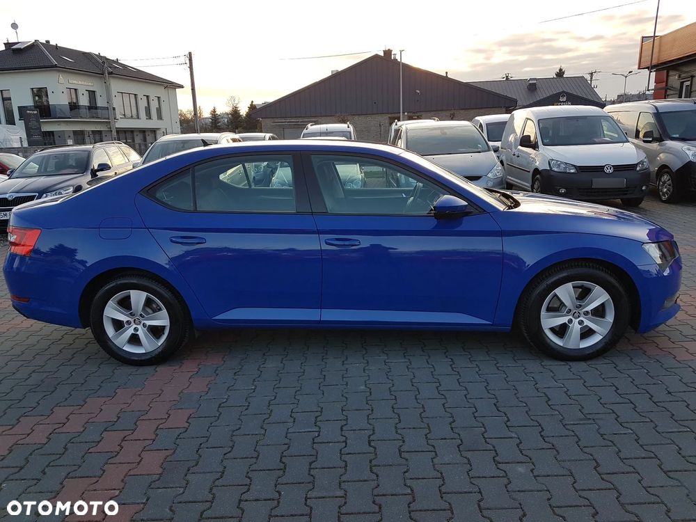 Skoda Superb 1.6 TDI Active - 4