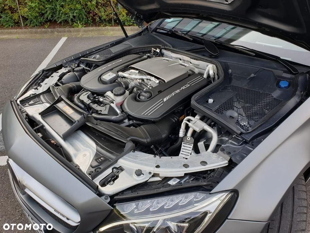 Mercedes-Benz Klasa C AMG 63 S AMG Speedshift 7G-MCT - 18