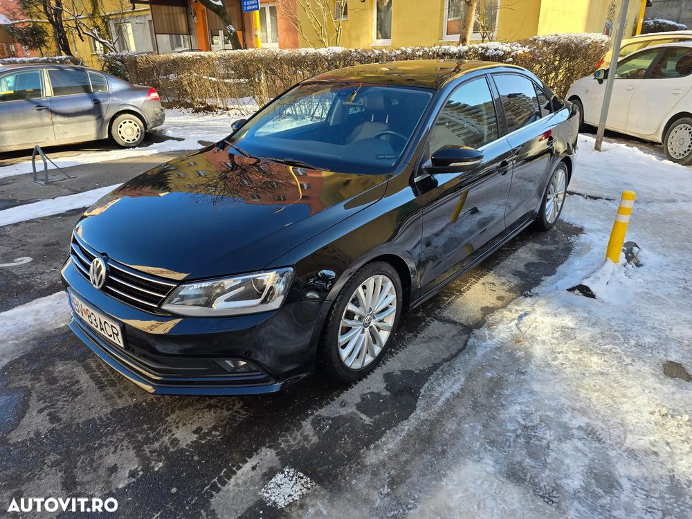 Volkswagen Jetta 2.0 TDI DSG Comfortline - 10