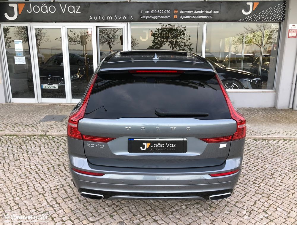 Volvo XC 60 2.0 T6 PHEV R-Design AWD - 9