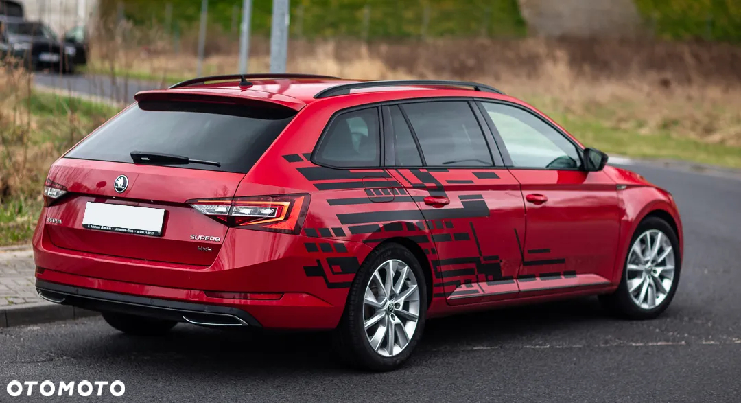 Skoda Superb 2.0 TDI 4x4 Sportline DSG - 8