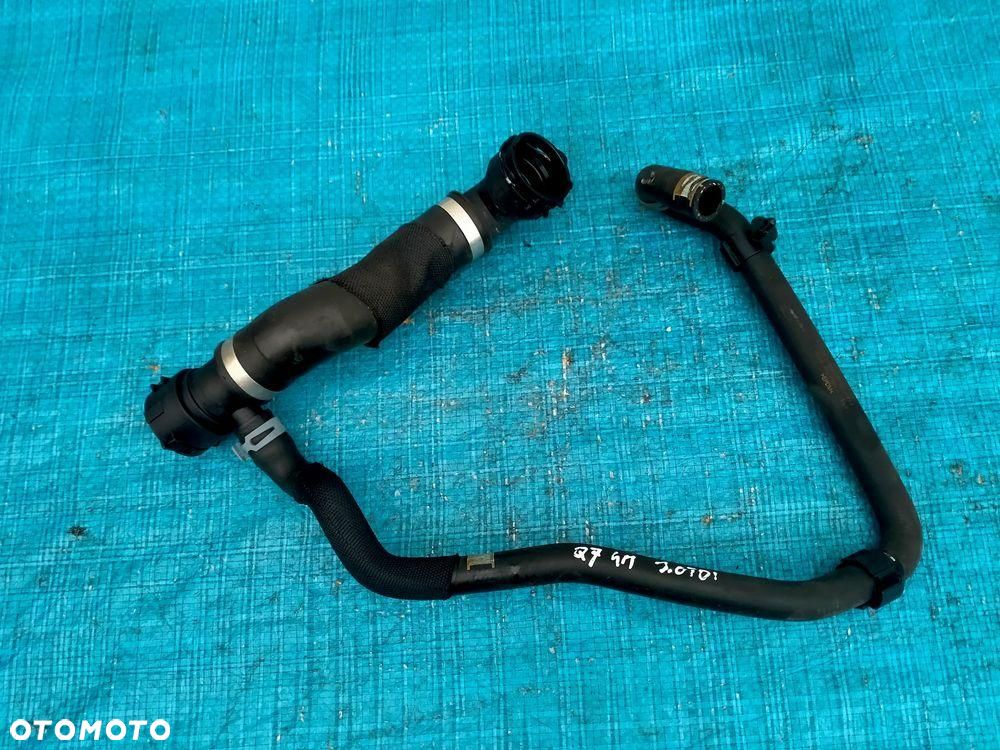 Audi Q7 4M 3.0 TDI / Rura Wąż Przewód Wody Chłodnicy 4M0122101D / ORYGINAŁ - 1