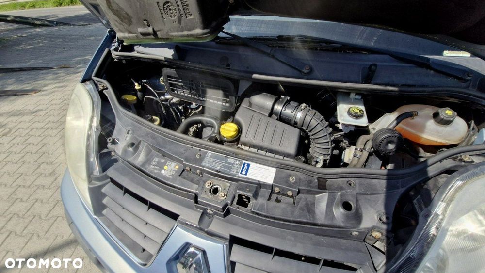 Renault Trafic - 21