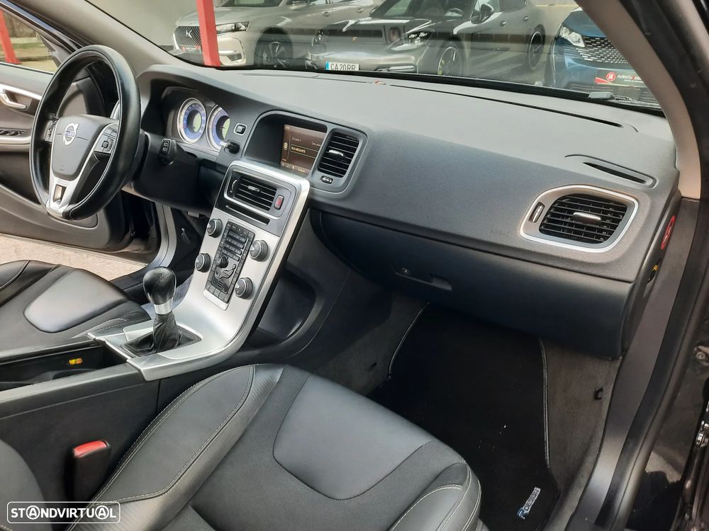 Volvo V60 1.6 D2 Drive R-Design Start/Stop - 39