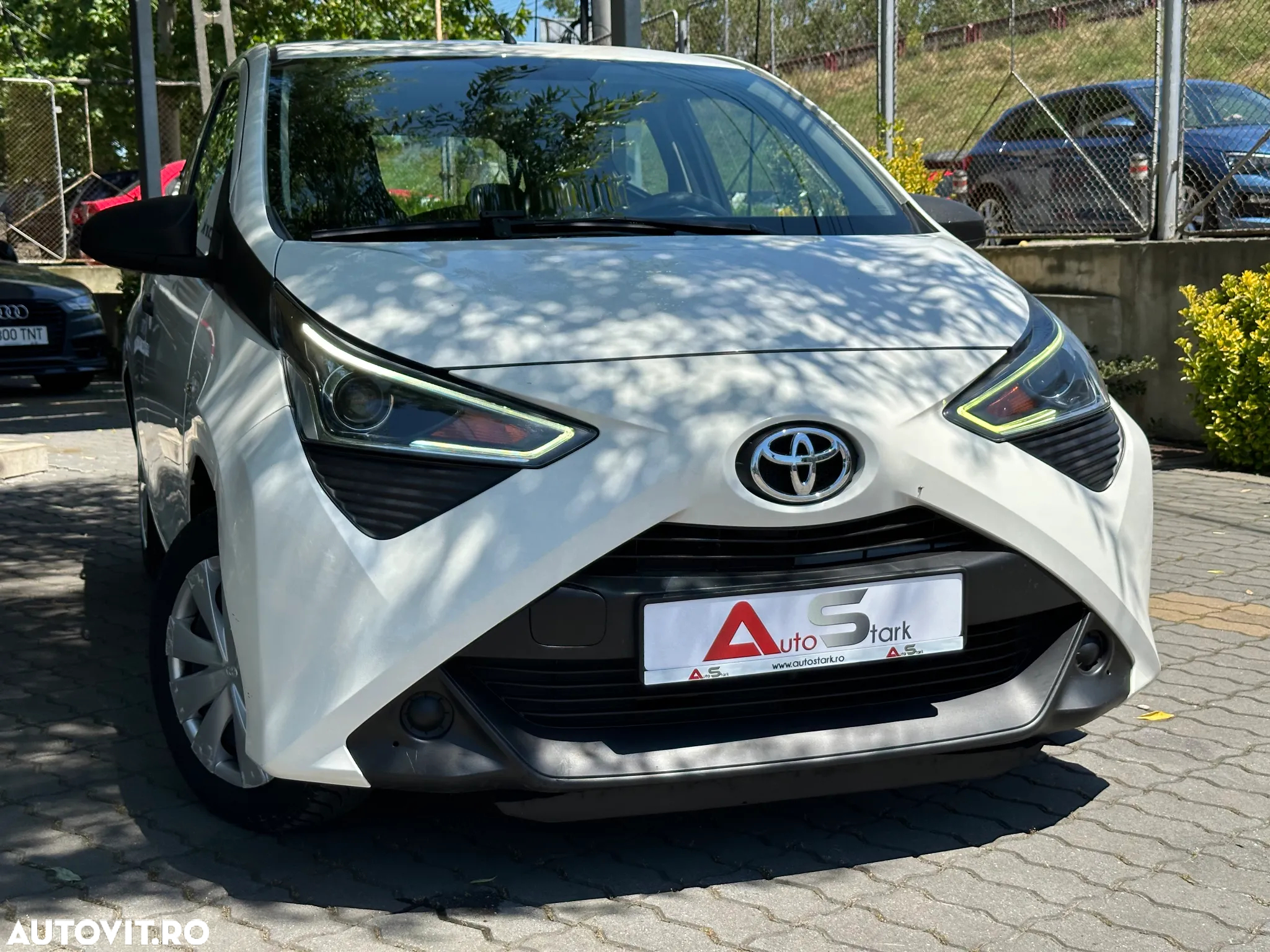 Toyota Aygo 1.0 VVY-I 5 usi X - 11