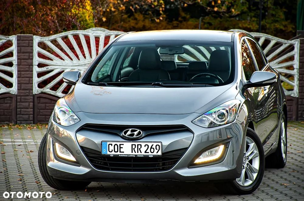 Hyundai i30 1.6 CRDi Premium - 12