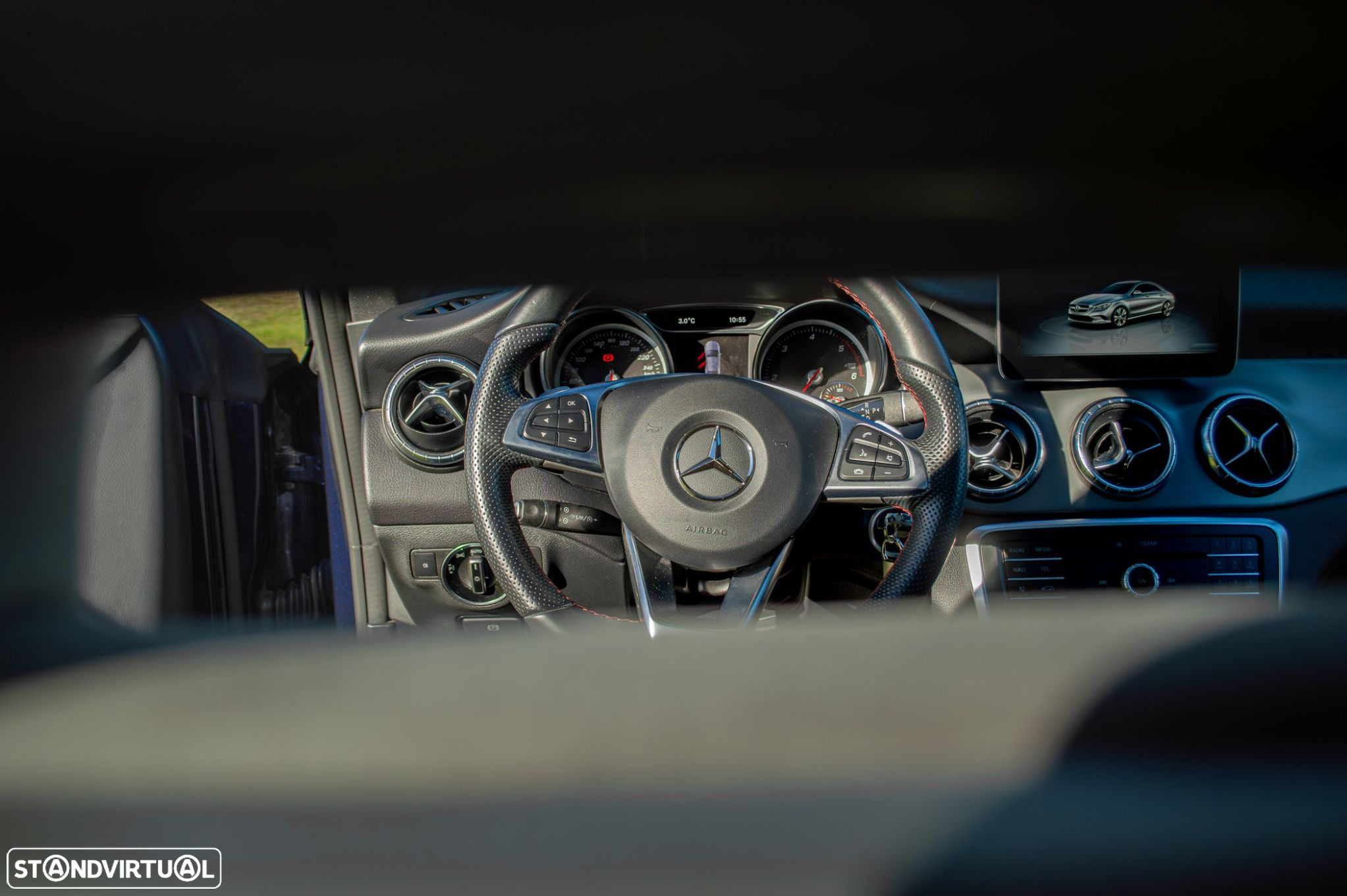 Mercedes-Benz CLA 180 - 4