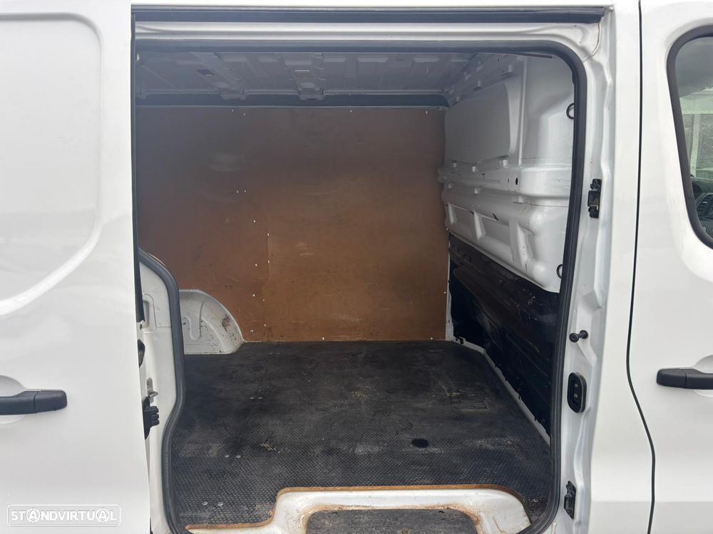 Renault Trafic 2.0 DCI IVA DEDUTIVEL A/C - 7