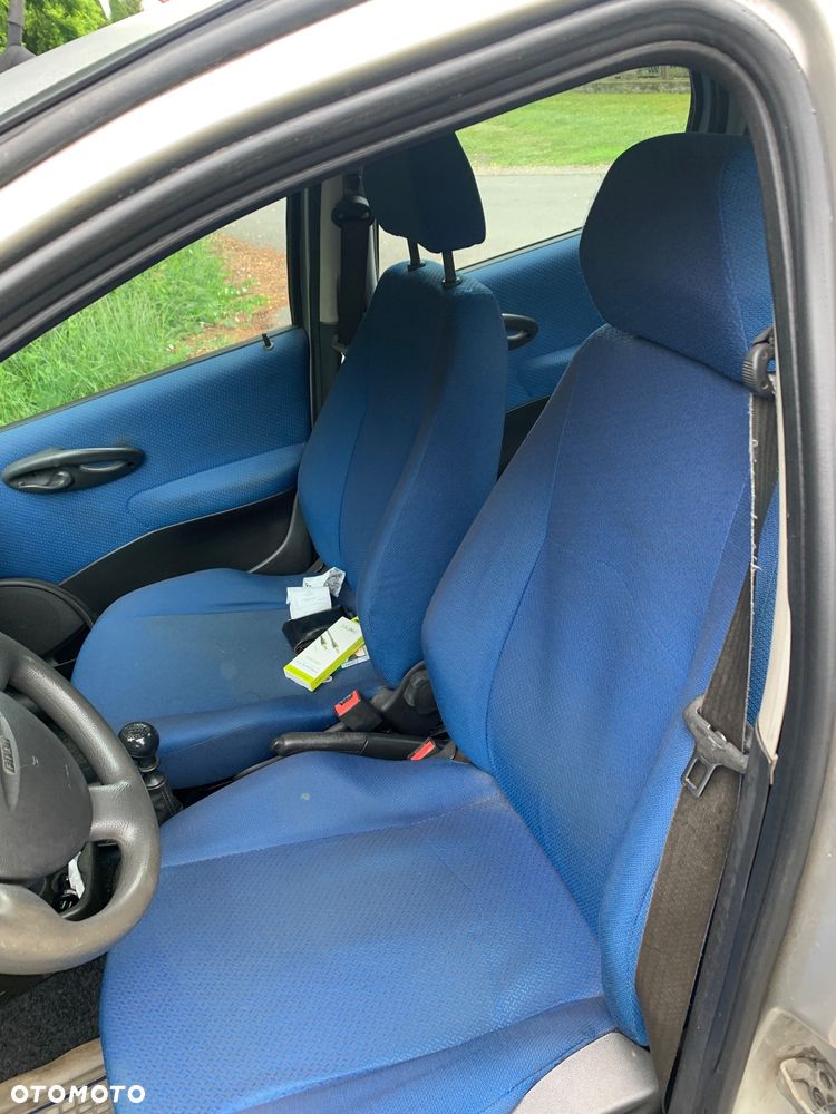 Fiat Punto 1.2 8V - 4