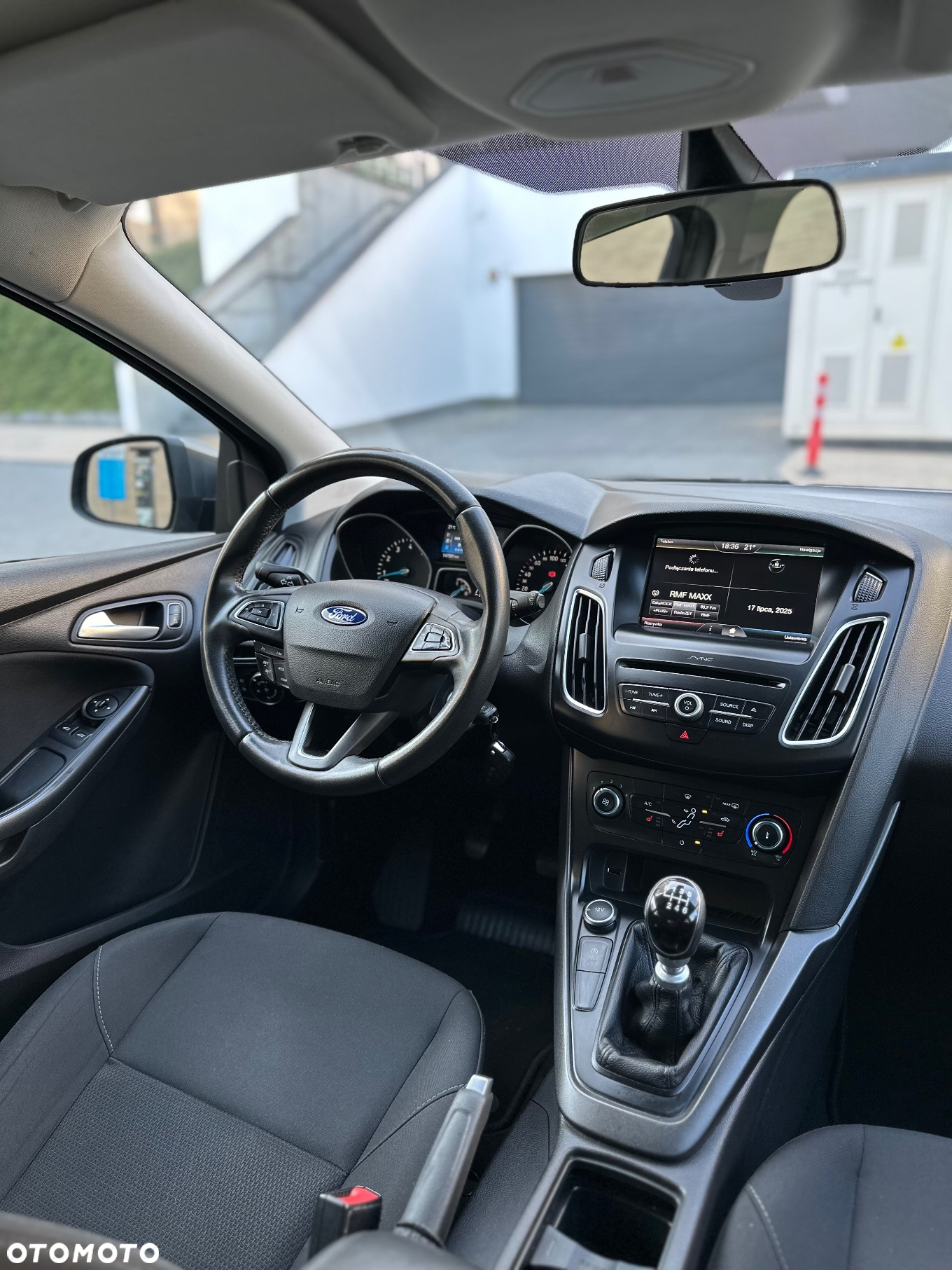 Ford Focus 1.0 EcoBoost Trend - 14