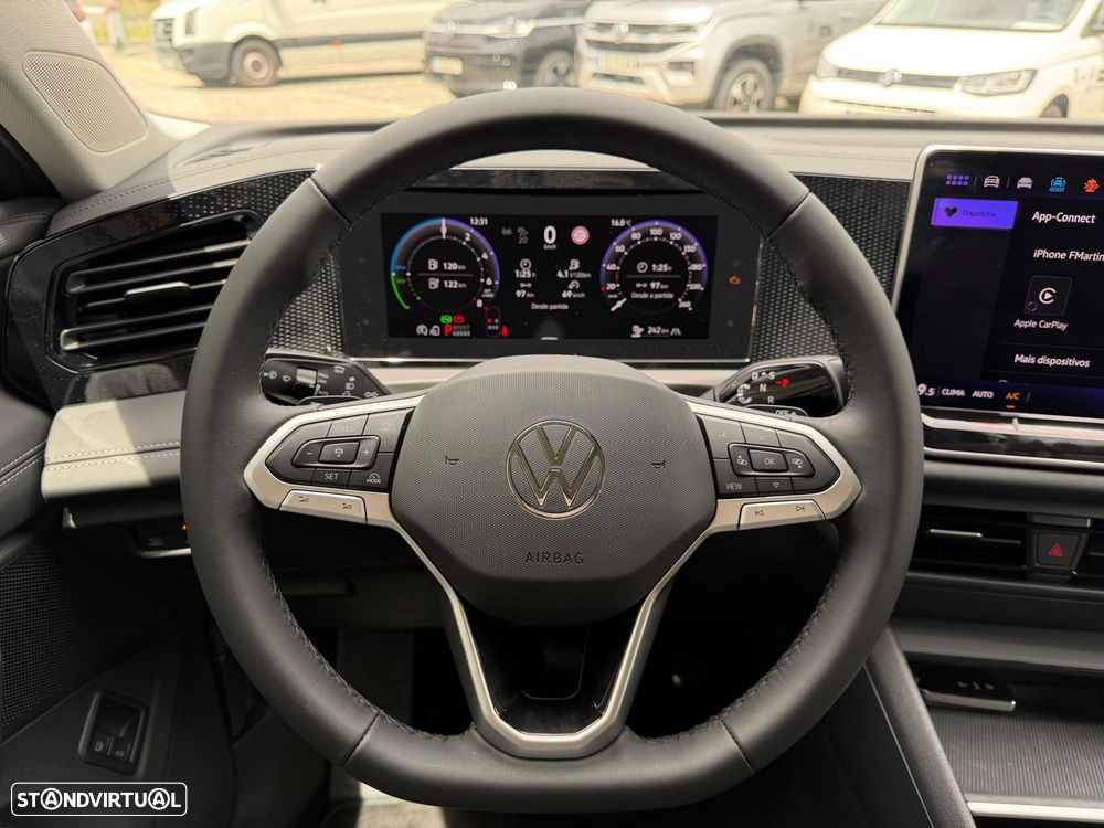 VW Tiguan 1.5 TSI eHybrid Urban DSG - 11
