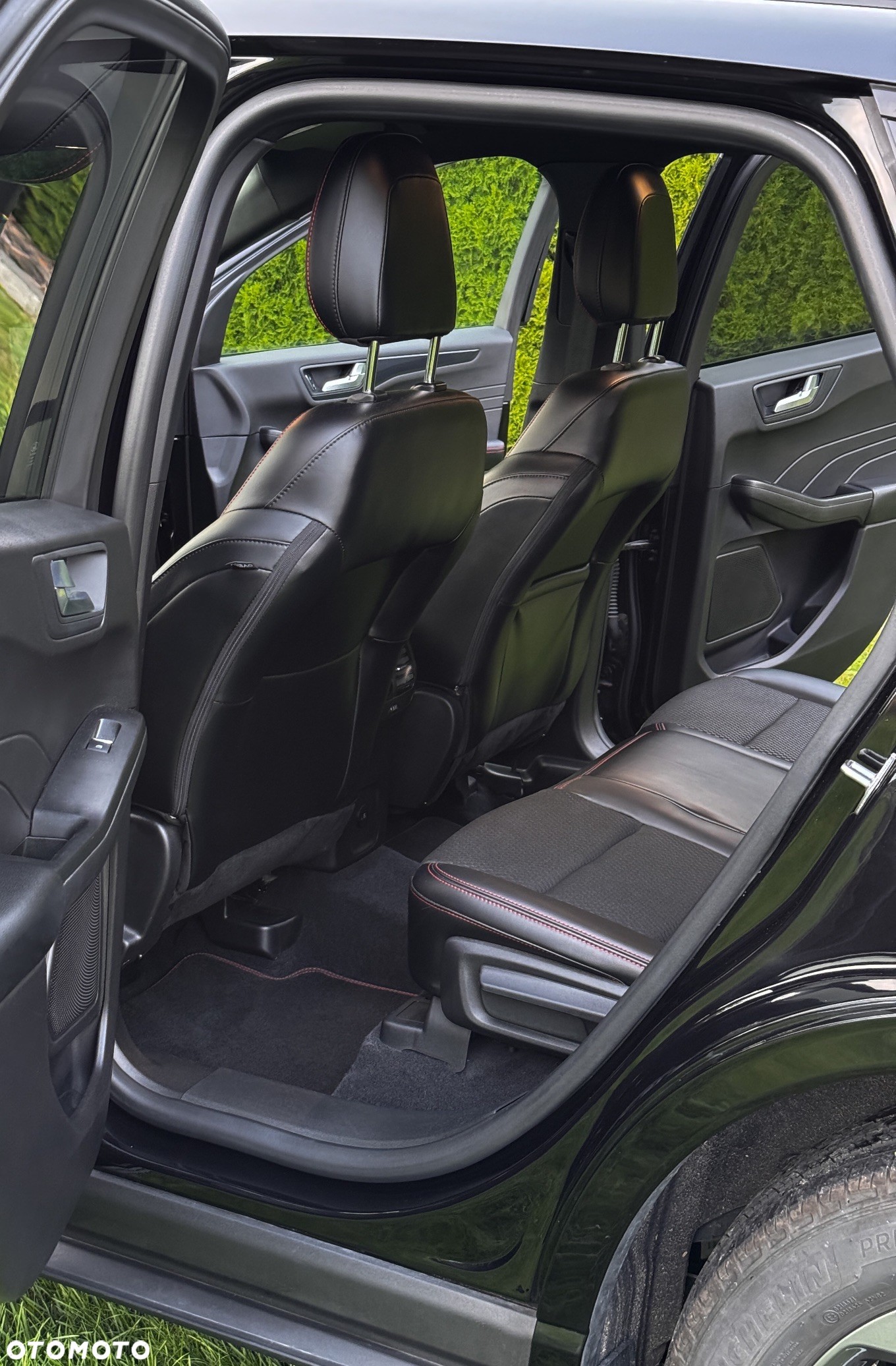 Ford Escape - 16