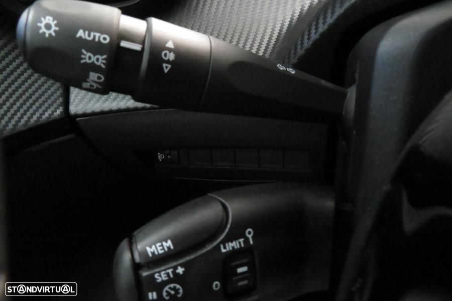 Peugeot e-208 50 kWh SE Style - 15