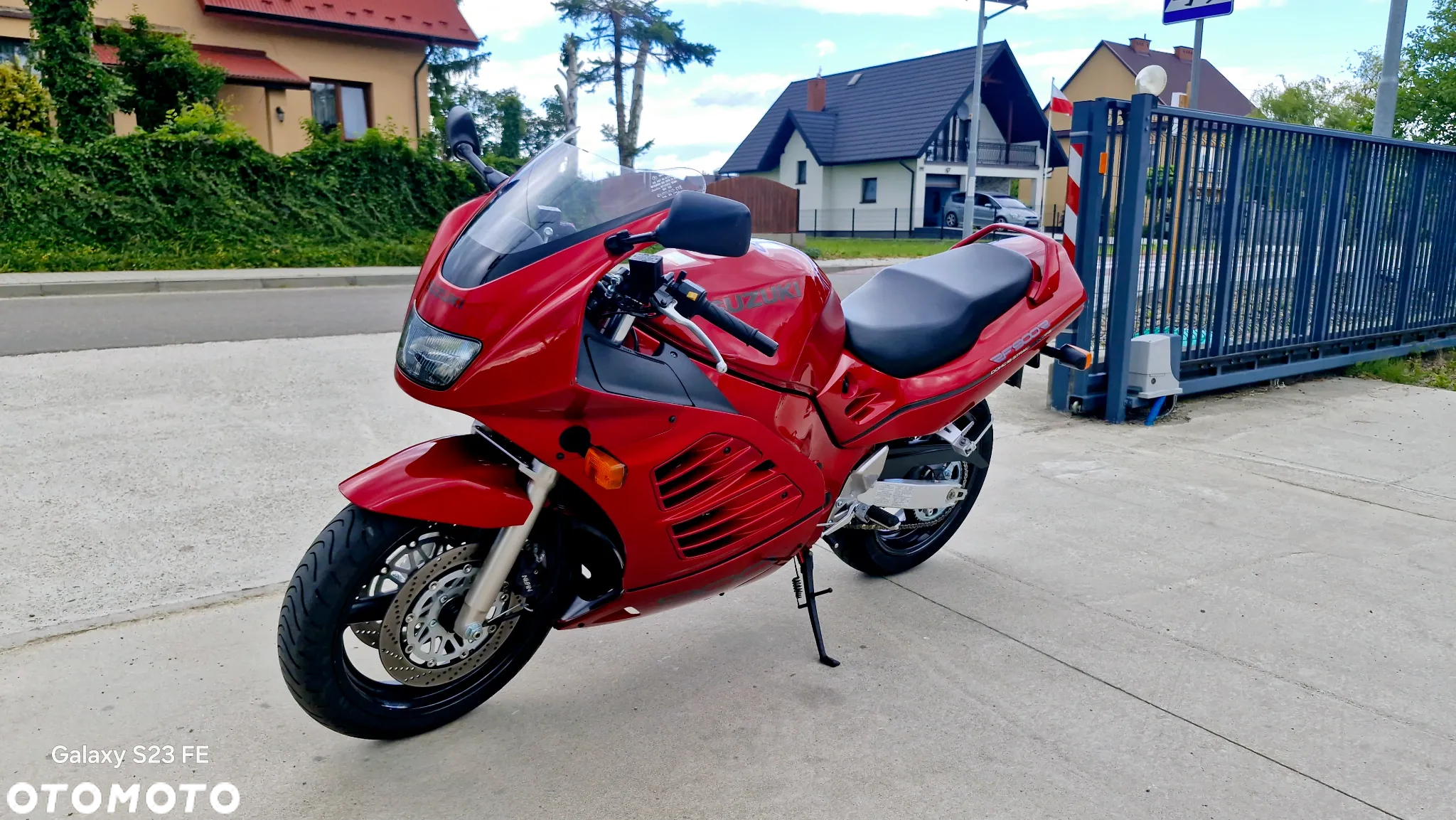 Suzuki RF - 3