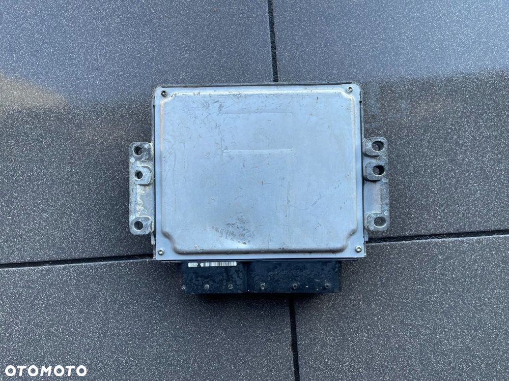 STEROWNIK SILNIKA HYUNDAI KIA 39130-2A400 - 2