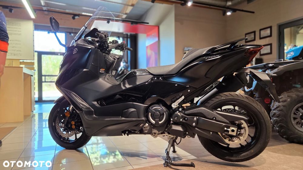 Yamaha Tmax - 9