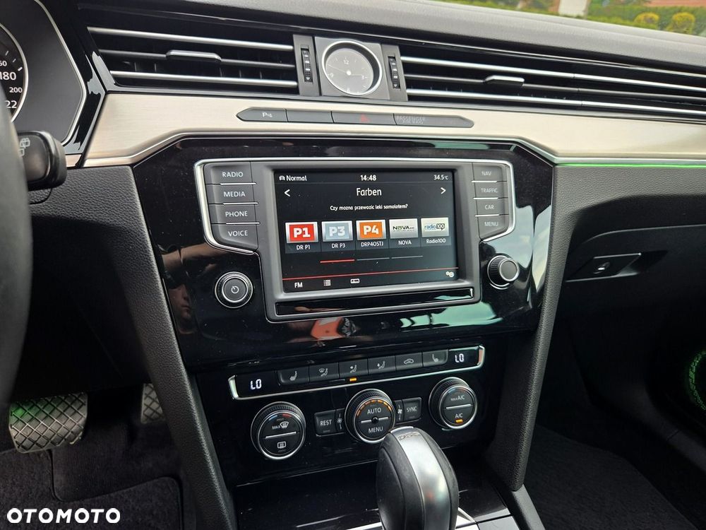 Volkswagen Passat Variant 2.0 TDI SCR 4Motion DSG Elegance - 15