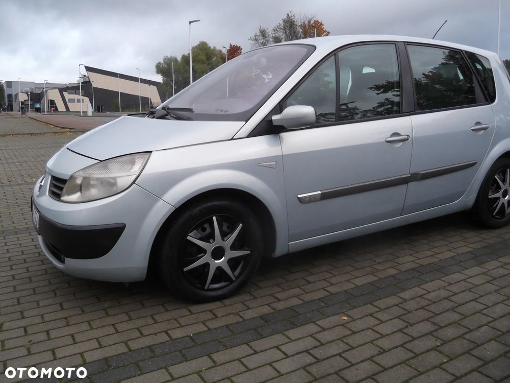 Renault Scenic - 2