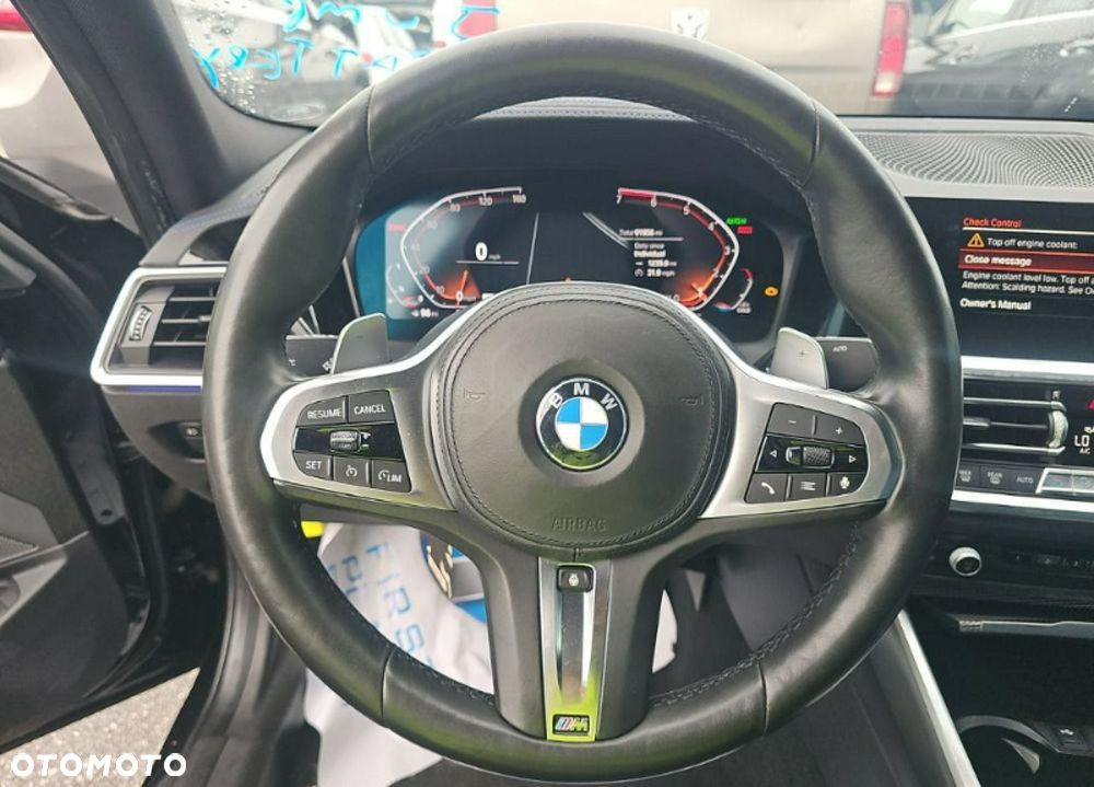 BMW Seria 3 330i xDrive M Sport - 8