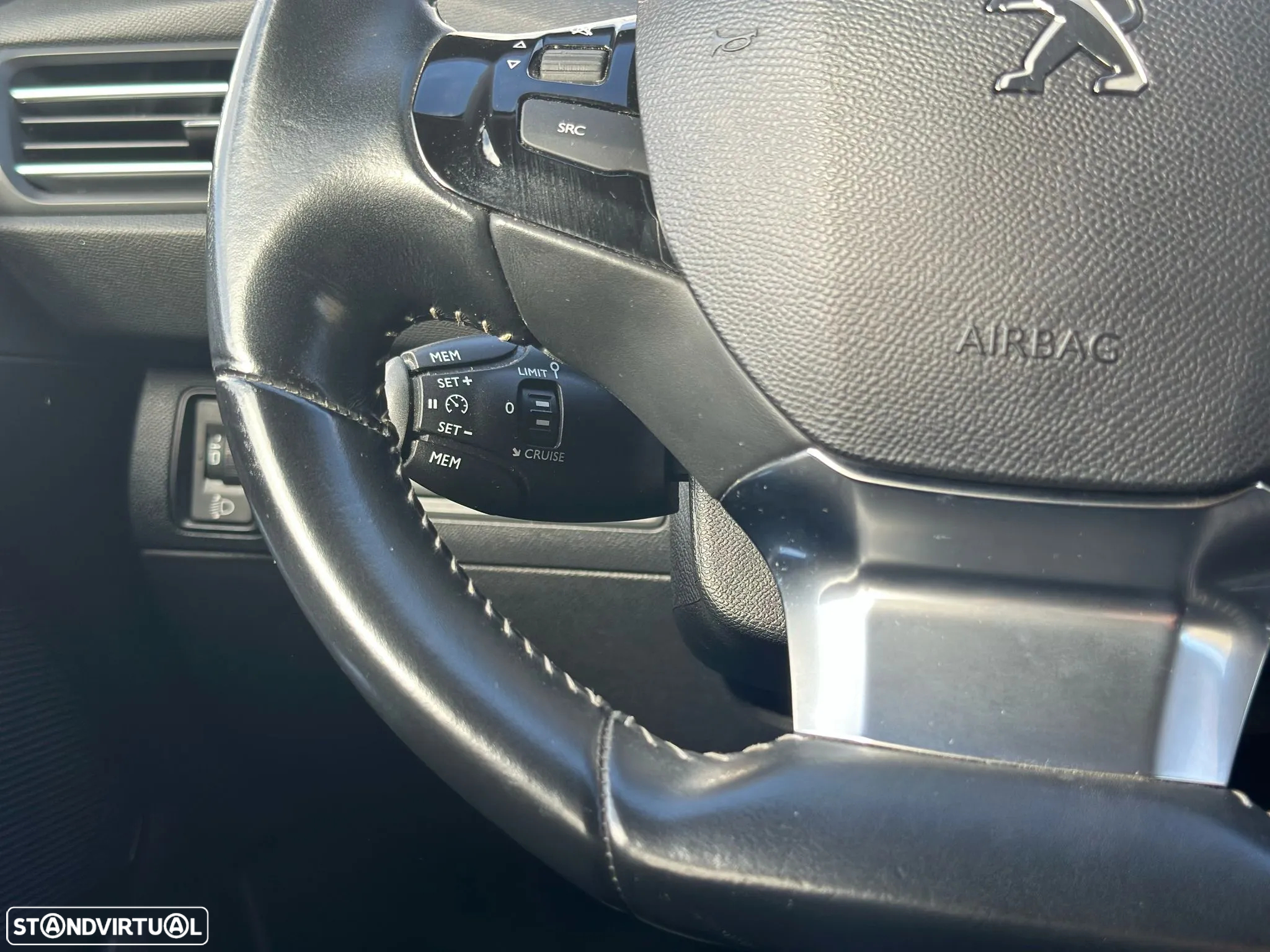Peugeot 308 1.5 BlueHDi Allure Pack - 22