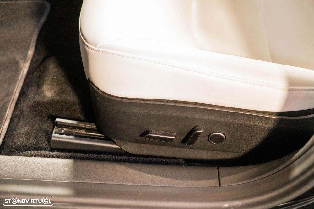 Tesla Model 3 Long Range AWD Dual Motor - 27