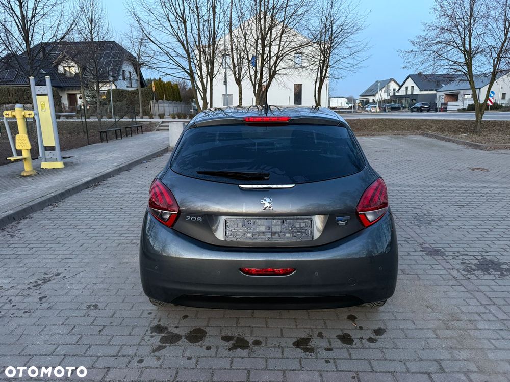 Peugeot 208 1.2 PureTech Style - 4