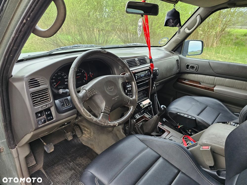 Nissan Patrol 2001 photo 5