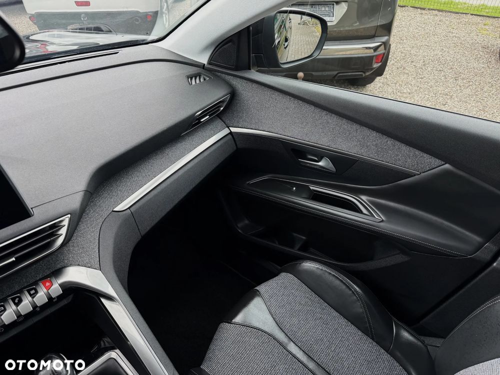 Peugeot 3008 BlueHDi 130 Stop & Start Allure Business-Paket - 18