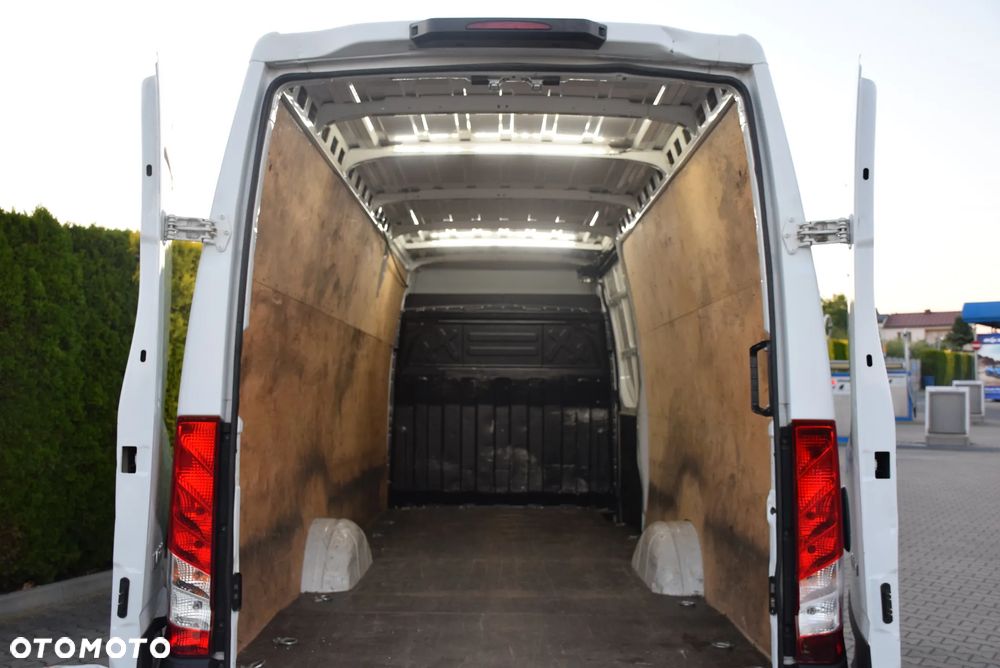 Iveco 35S18 - 16